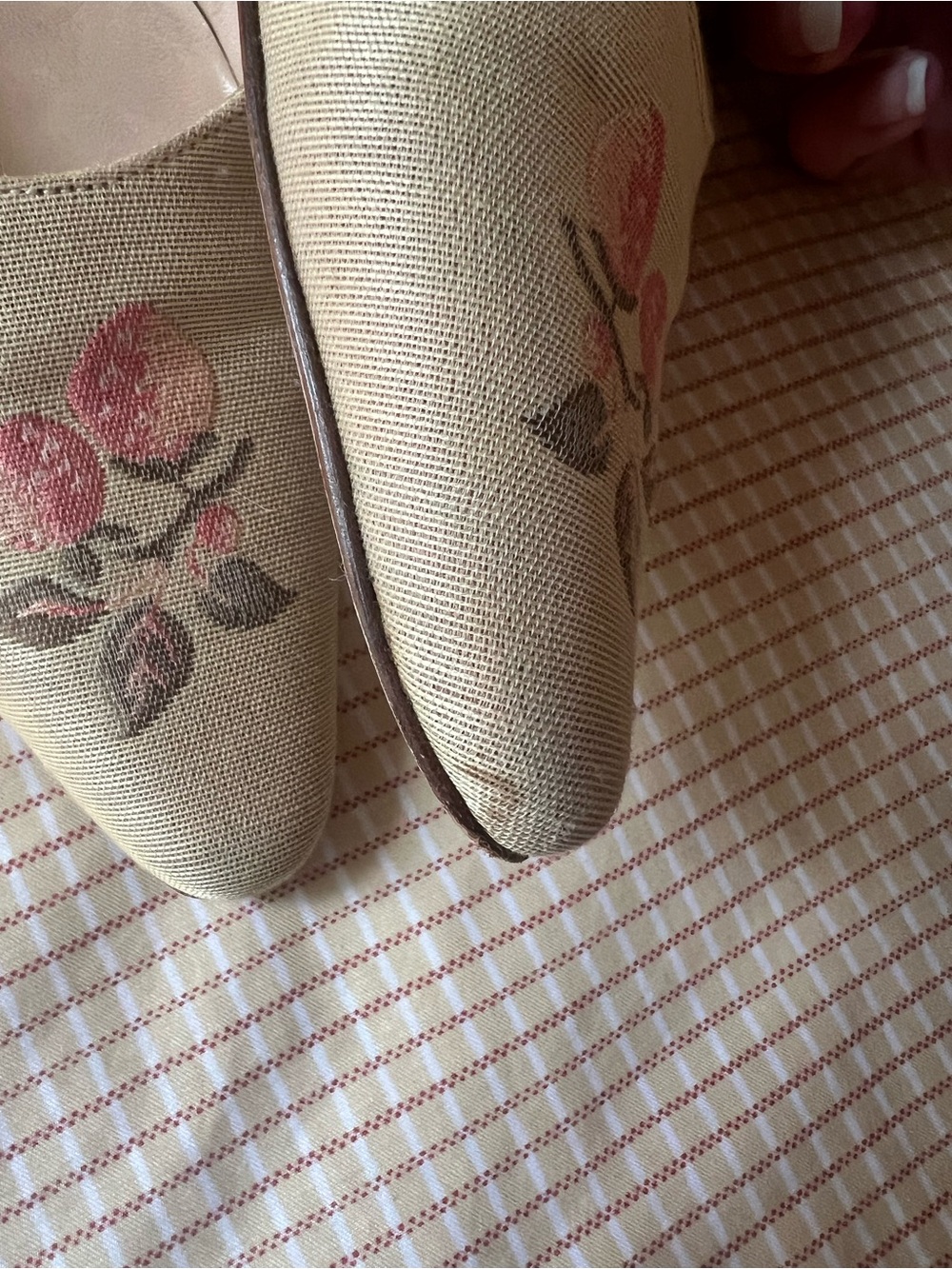 Stunning 90s Vintage Manolo Blahniks - Picture 5 of 5